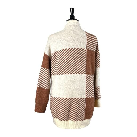 Entro Cardigan Sweater Open Front Fuzzy Long Length Cream Tan Women’s Size 1X - Picture 4 of 10